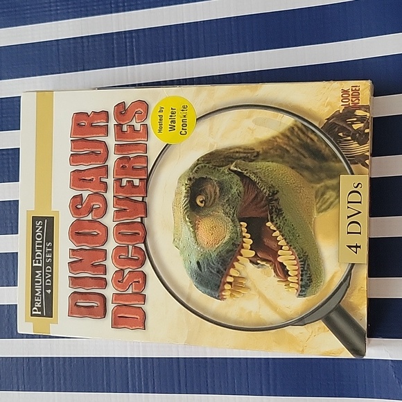 Dinosaur Discoveries 4 DVDS. Bundle and save. - Picture 1 of 2